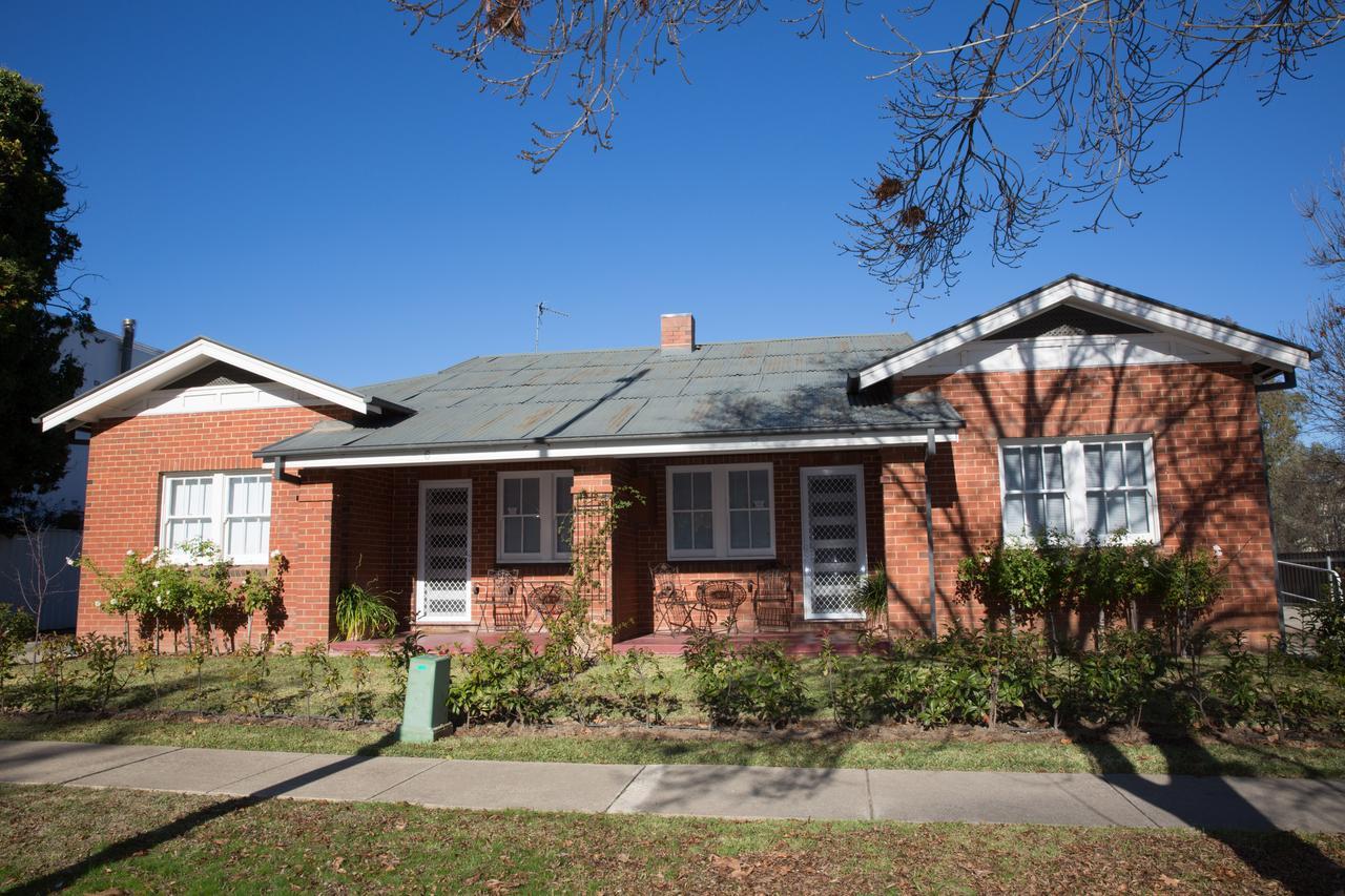 Apartments On Morrow Wagga Wagga Exterior photo